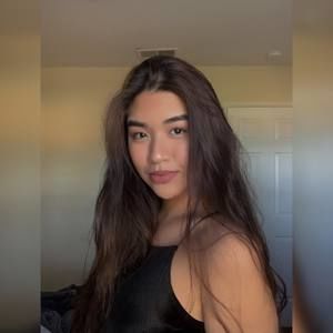 Meet your Posher, Demi